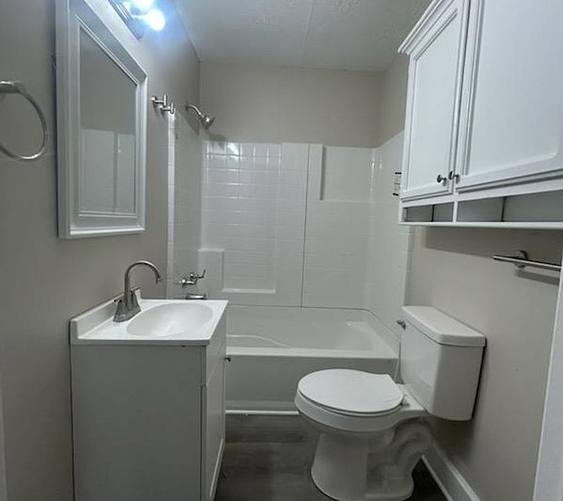 1st image of 2318 Linda Dr