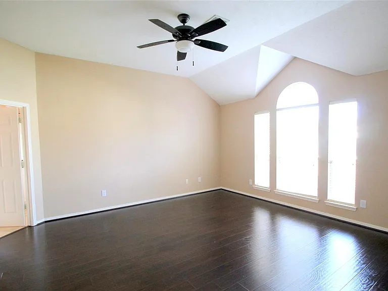 1118 Oxford Mills Ln — Photo 12