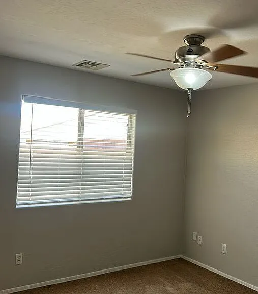 36556 W Velazquez Dr — Photo 10