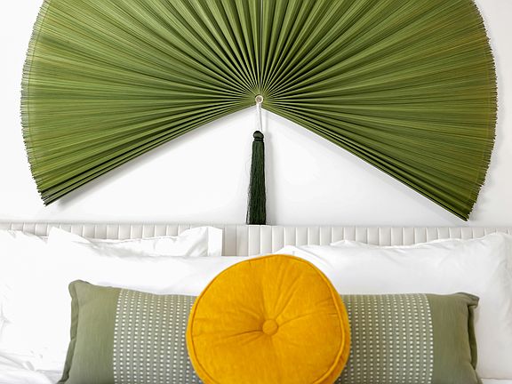 3rd image of 535 N Cerritos Ave