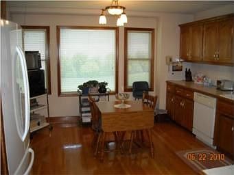 5th image of 3112 S Cochise Ave