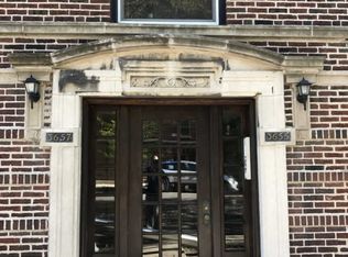 3657 N Racine Ave APT 1, Chicago, IL 60613