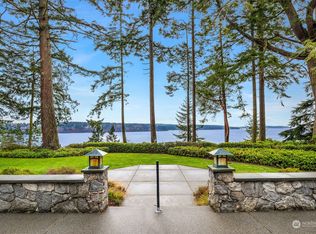 4860 E Harbor Rd, Freeland, WA 98249