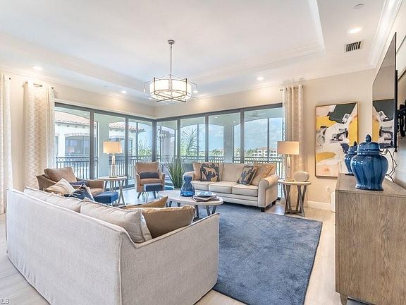 4th image of 16379 Viansa WAY #301