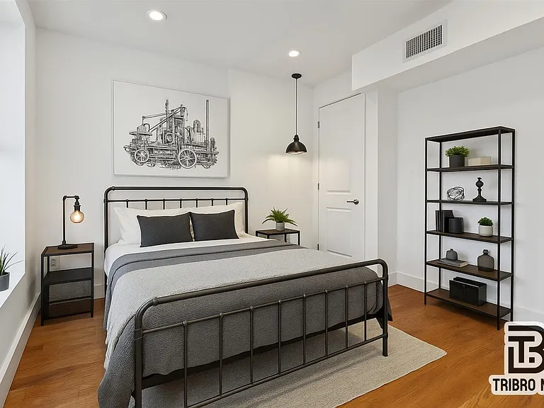 506 Warren St #2E — Photo 4