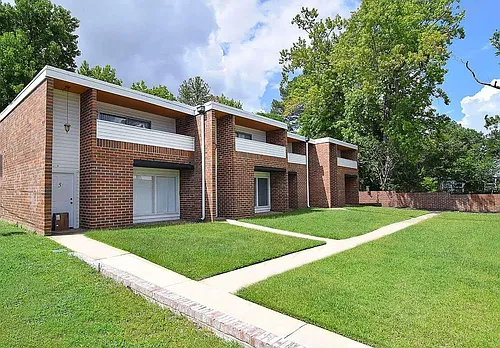 701 Osage Ave #8 Photo 1