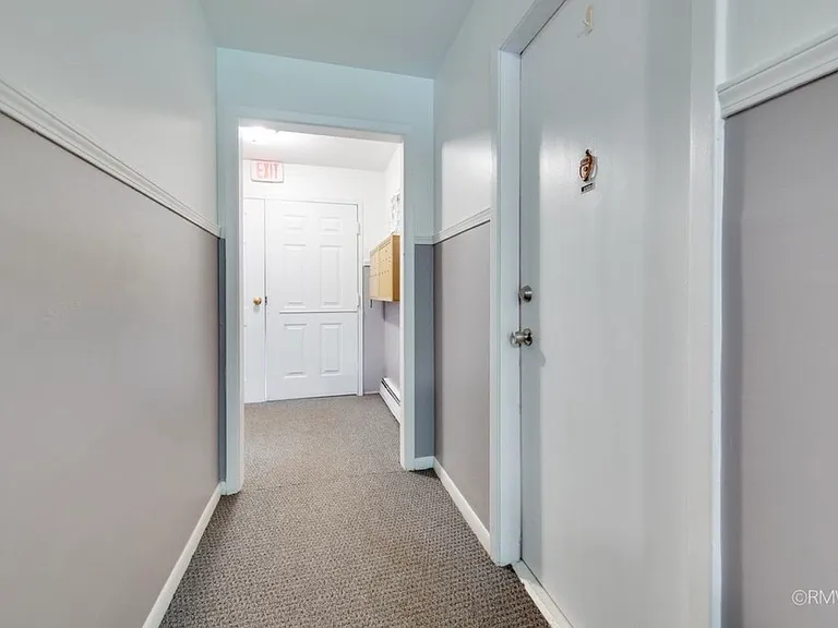 337 N Carter St #101 — Photo 9