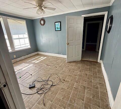 4th image of 4501 Payne St