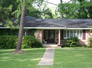 307 N Hackberry St #C, Sweeny, TX 77480