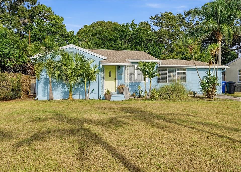 1st image of 1249 ESSEX DRIVE N