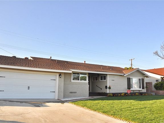 4th image of 1242 Hollowell St