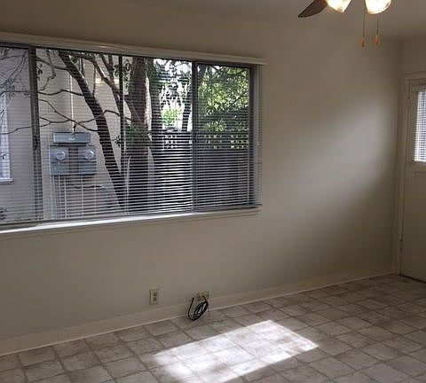 5th image of 3115 Broadway