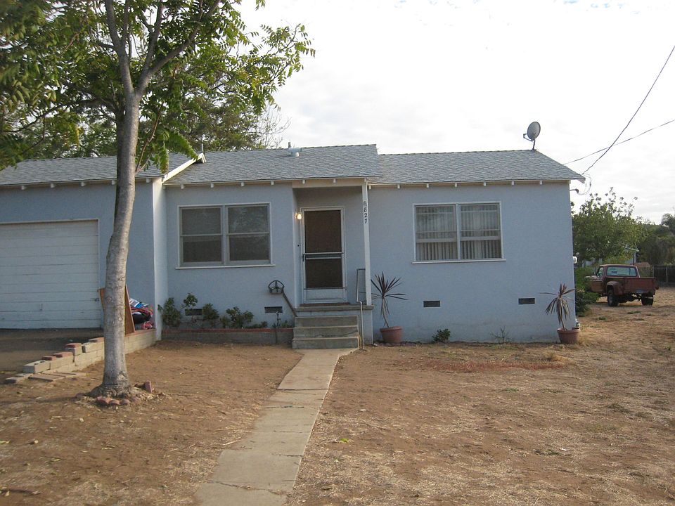 1st image of 827 S Anza St