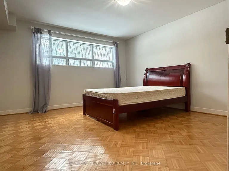 59 Forest Grove Dr #BASEMENT — Photo 18