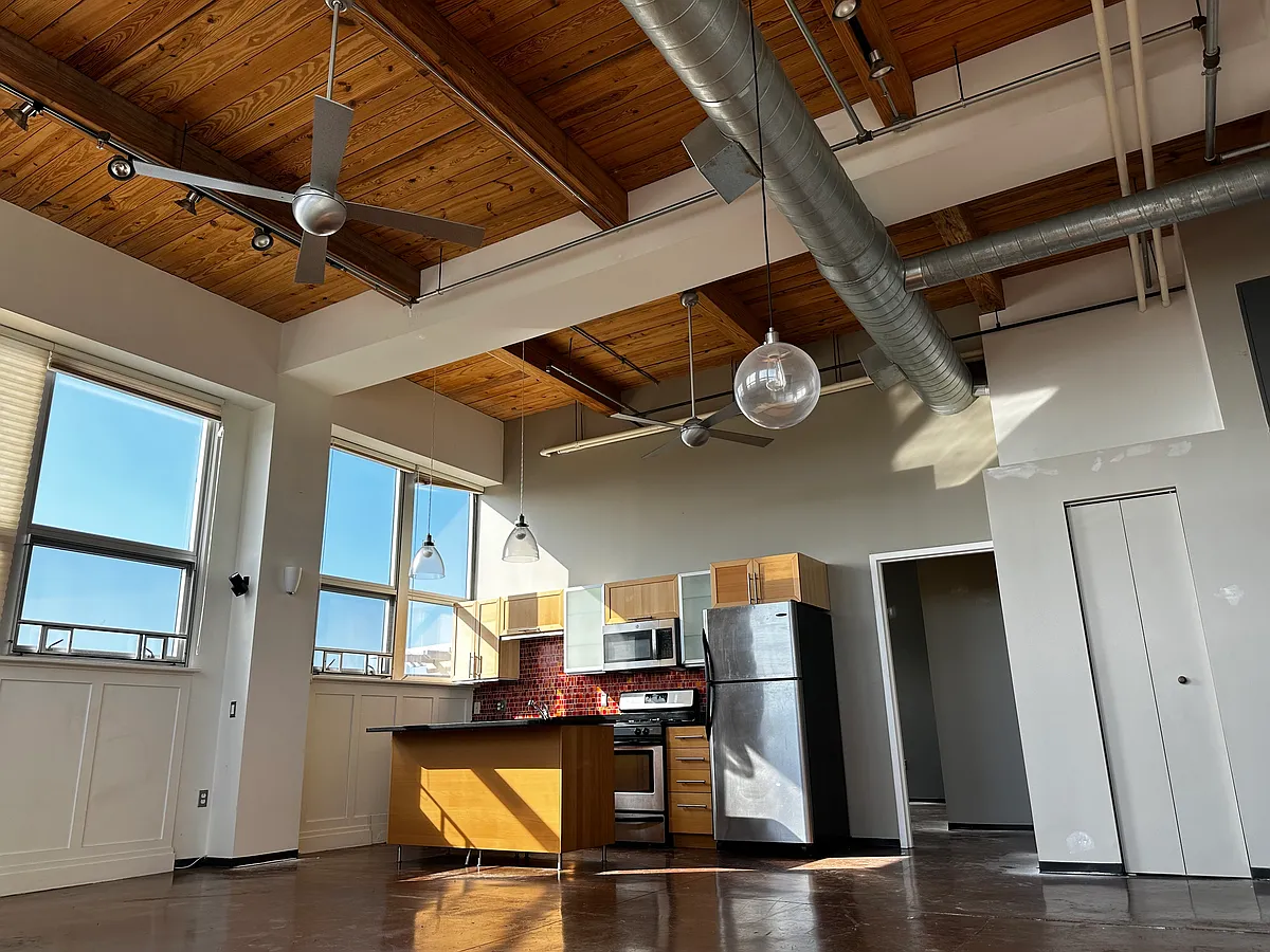 Building Photo - 118 Holmes St #4