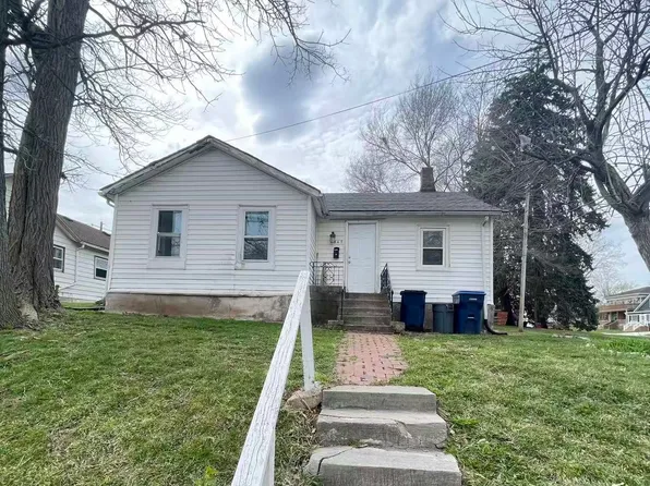 547 Sterling St, La Salle, IL 61301