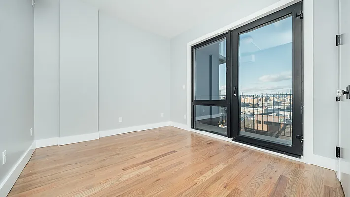 Rented by Nooklyn NYC LLC | media 12