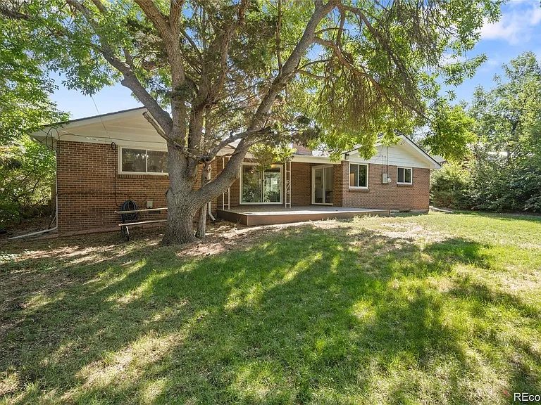 2311 S Jasmine Pl — Photo 35