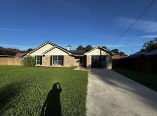 907 Wrenwood Ln, Hinesville, GA 31313