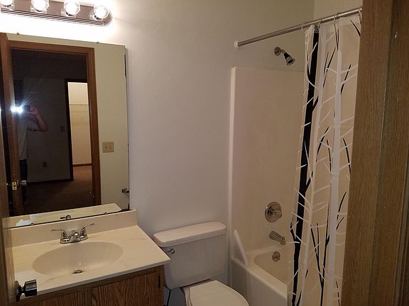 4th image of 27034 Heatherford Dr APT 1