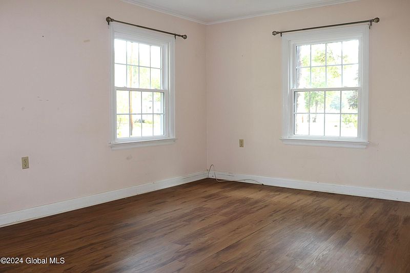 3rd image of 119 Heckeler Drive