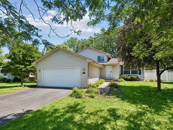 4th image of 14816 Delmar Ct
