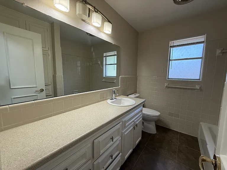 5204 Winifred Dr — Photo 21