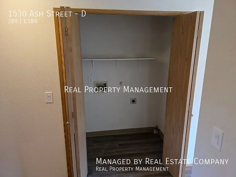 1530 Ash St #D — Photo 7