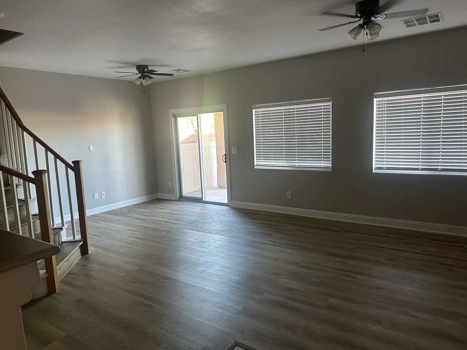 1085 Pleasure Ln — Photo 4