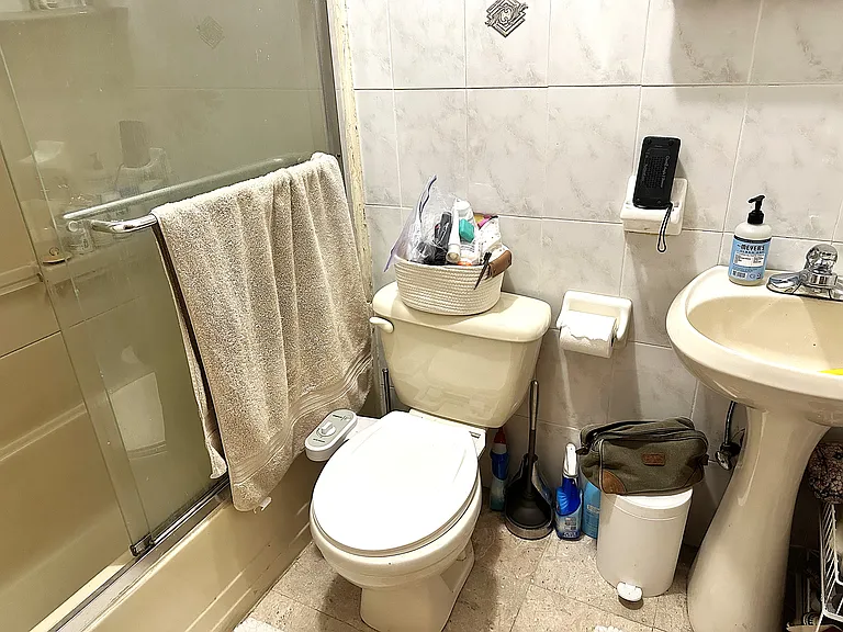 14 Willoughby Ave #3 — Photo 15