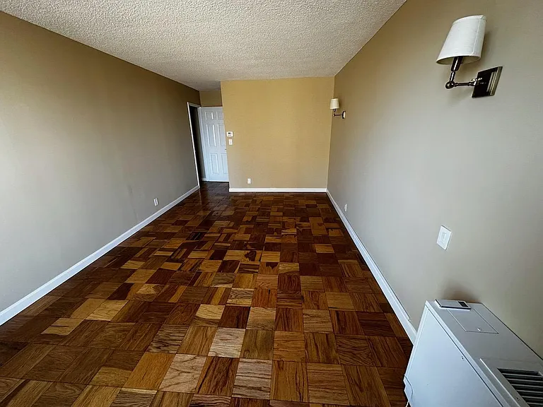 77 Pond Ave #1001 — Photo 19
