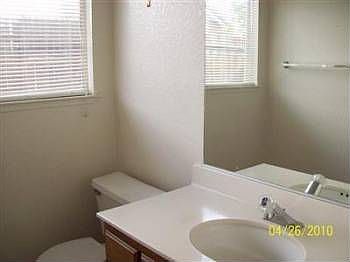 5th image of 5647 Terrace Dr