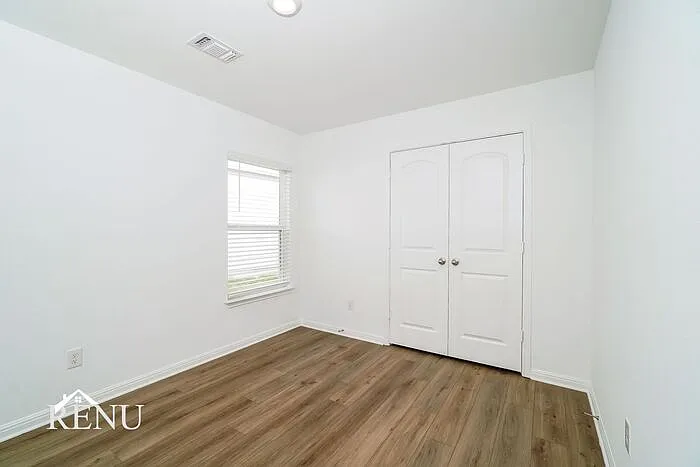 121 Scarborough Bnd — Photo 10