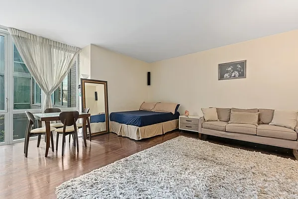 Rented by Compass | media 15