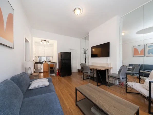 243 E 60th St #3R, New York, NY 10022