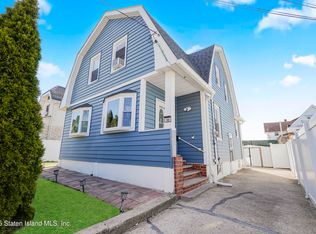 66 Bodine St, Staten Island, NY 10310