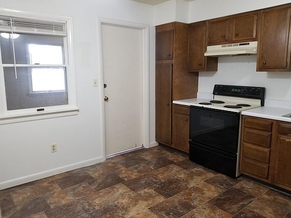 3rd image of 612 E McLeod Ave APT 7