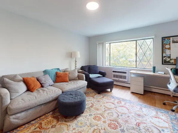 (undisclosed Address), Somerville, MA 02143