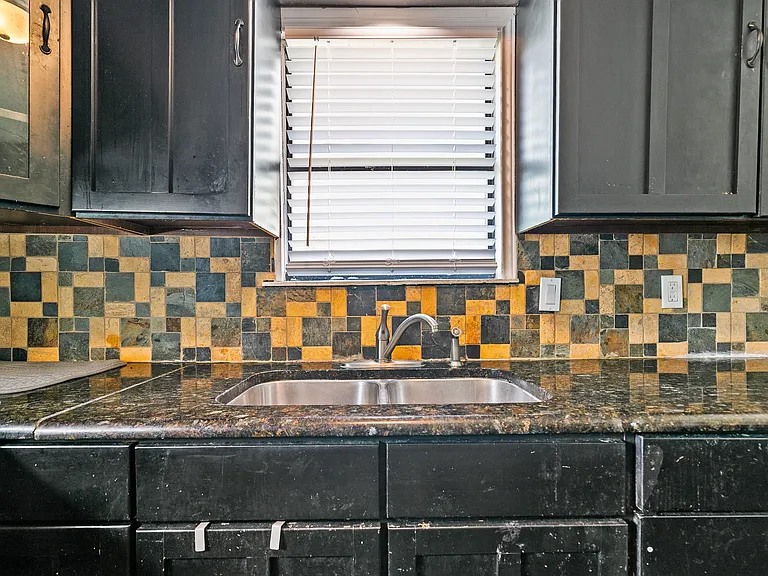 3422 W Jefferson Blvd — Photo 18