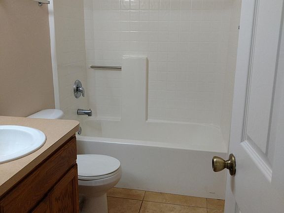 3rd image of 1922 NW 21st Pl