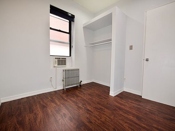 3rd image of 70 Kenmare St APT 35