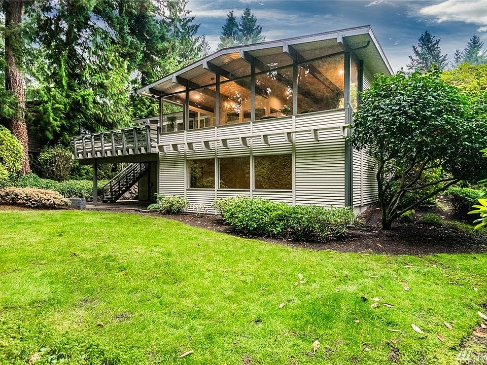 1st image of 14408 NE 14th Pl