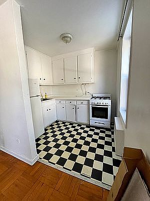 2nd image of 353 Bay Ridge Pkwy #D