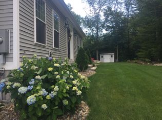 14 Huntington Dr, Moodus, CT 06469