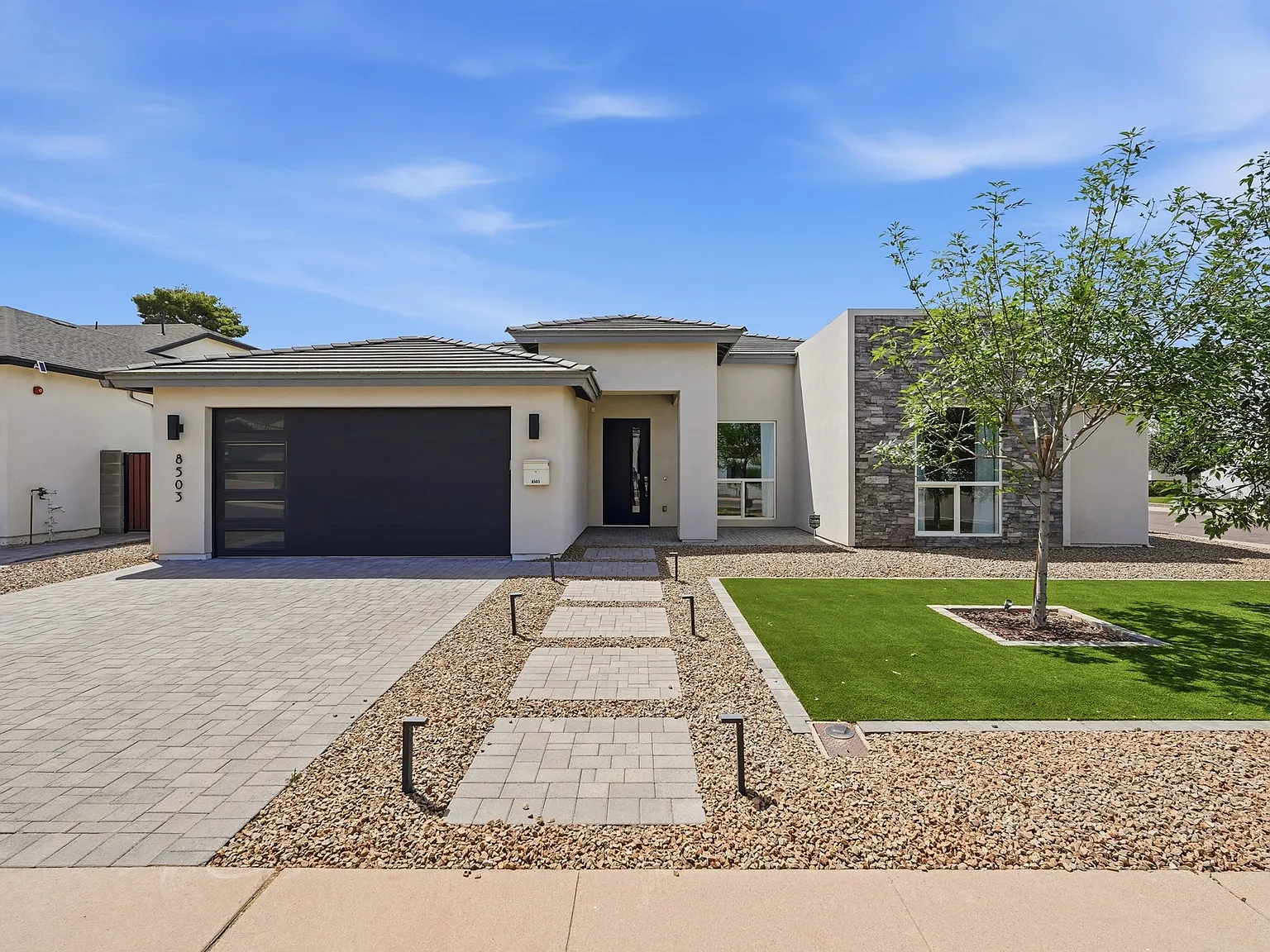 4 bed, 2765 sqft, $5,295 — Photo 1