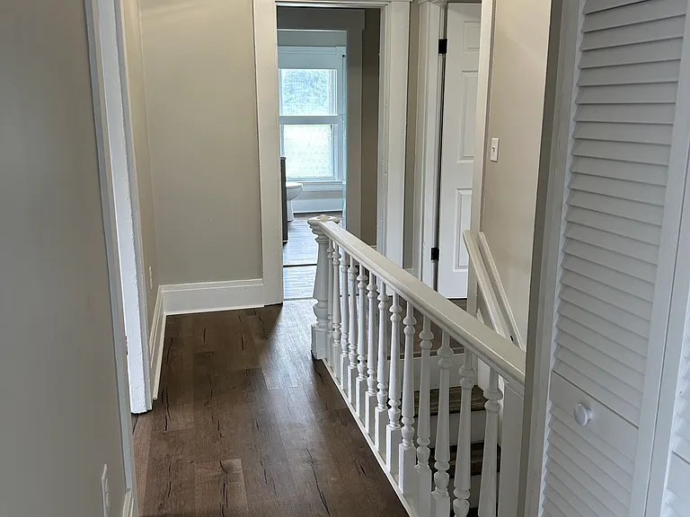 105 N 7th St #105 — Photo 17