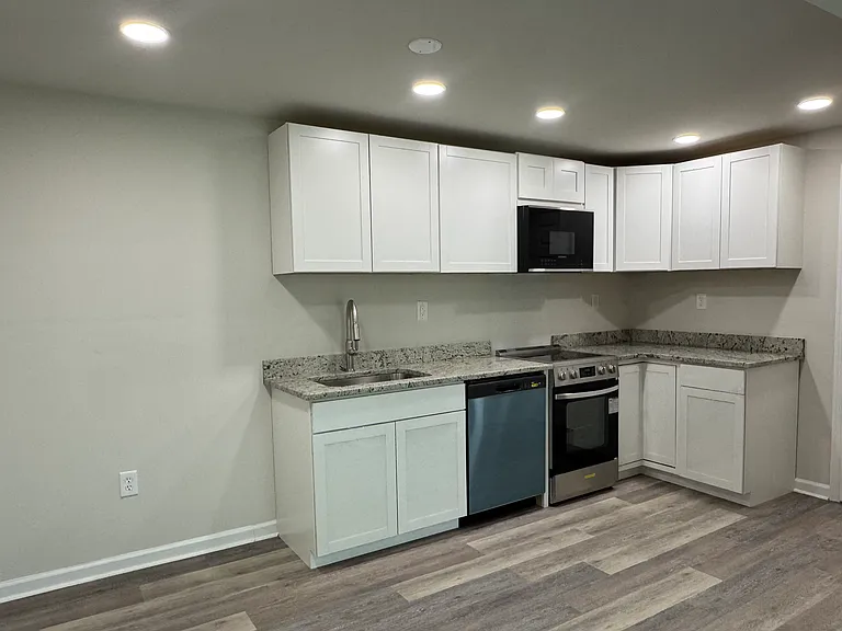 201 Thicket Dr — Photo 19