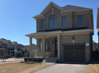 2 Cobb St, Aurora, ON L4G0W9