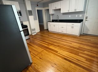 337 Dulude Ave APT 1R, Woonsocket, RI 02895