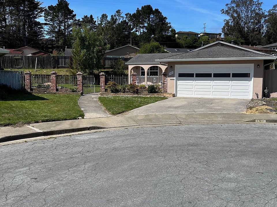 1st image of 160 Elder Ct